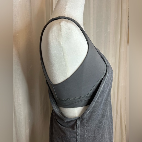 Lululemon Workout Tank - Picture 3 of 6